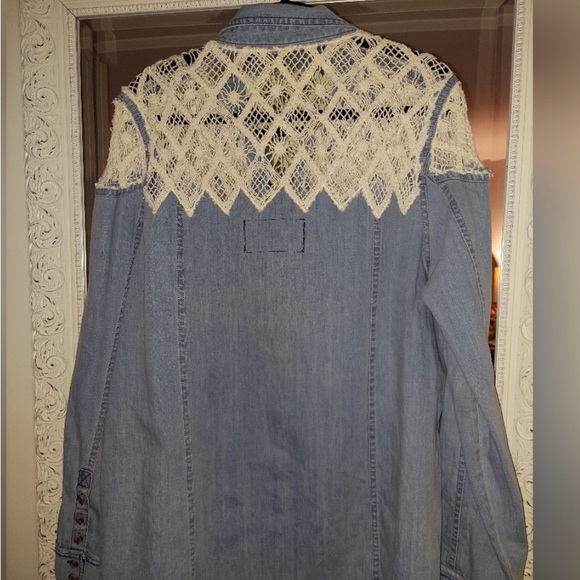 We the free Denim Fields Button Down - Picture 7 of 7